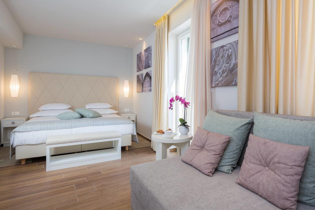 Balatura The Fine Bed&Breakfast Split Buitenkant foto