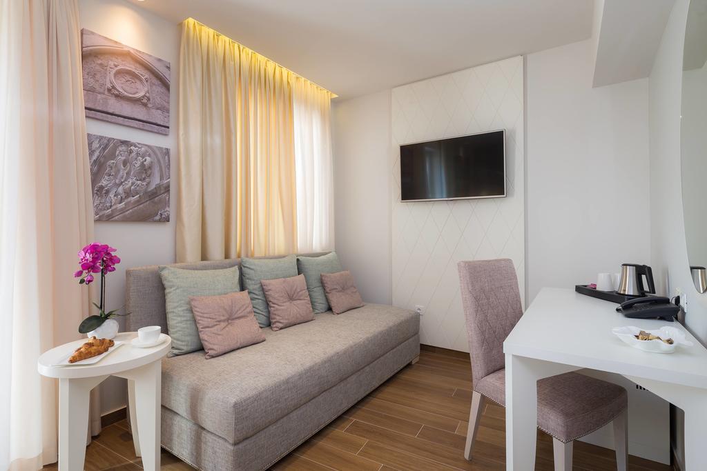 Balatura The Fine Bed&Breakfast Split Buitenkant foto