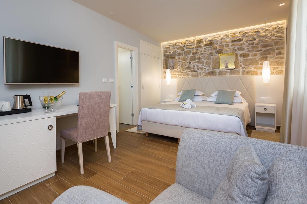 Balatura The Fine Bed&Breakfast Split Buitenkant foto