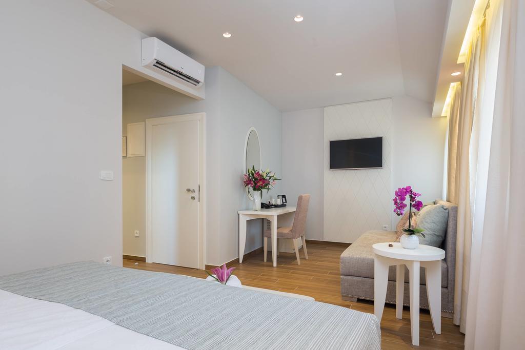 Balatura The Fine Bed&Breakfast Split Buitenkant foto